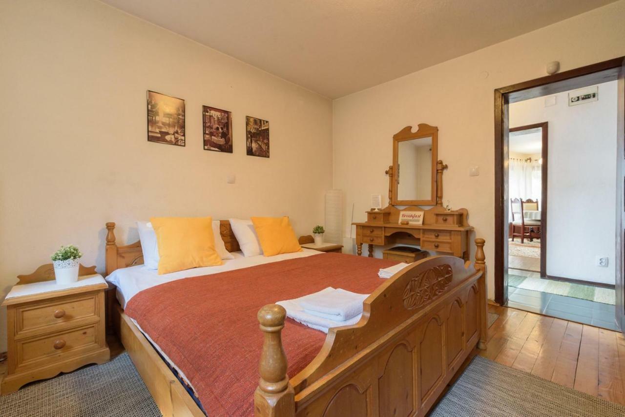The House With The Piano Hotel Plovdiv Ngoại thất bức ảnh